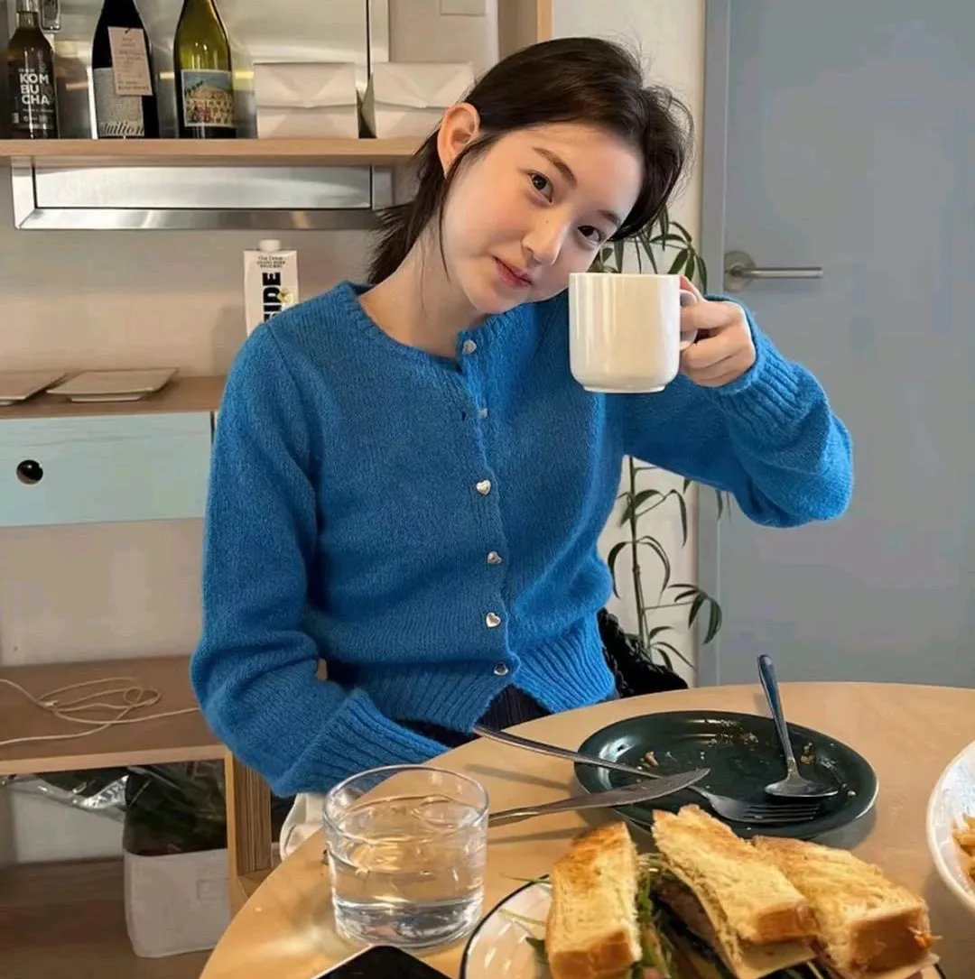 摄影师贝尔蒂与海豚零距离